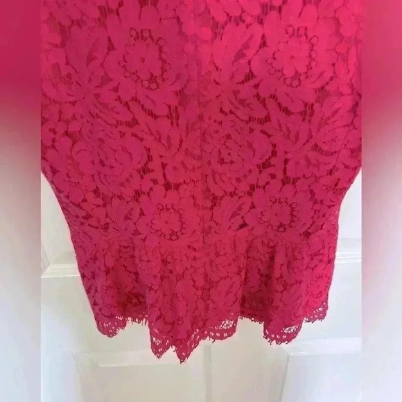 J.Crew Bright Pink Peplum Sleeveless Lace Top Size 2 - Picture 7 of 7